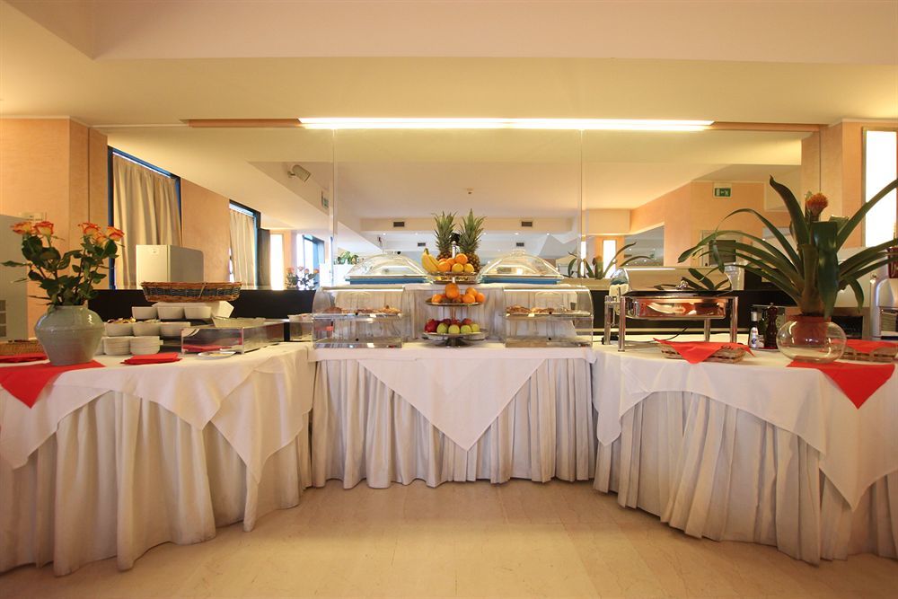 Golf Hotel Milano Opera Extérieur photo