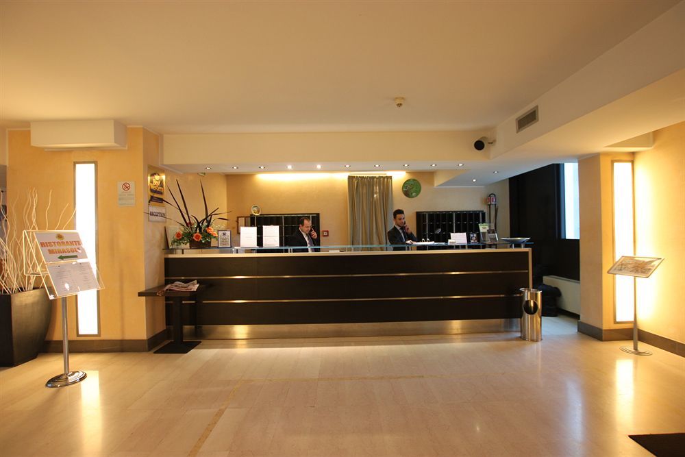 Golf Hotel Milano Opera Extérieur photo