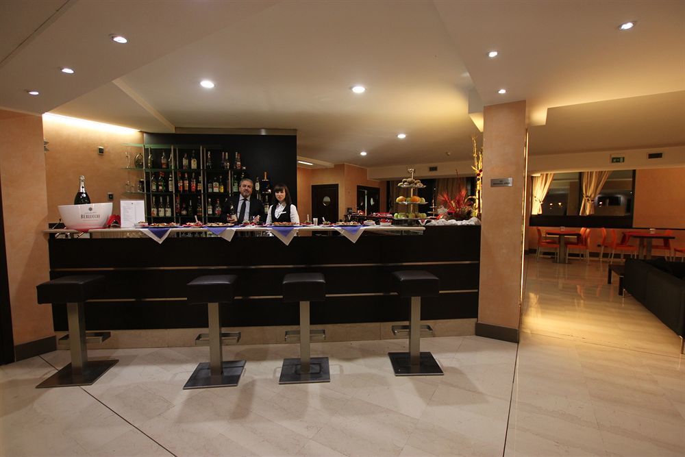 Golf Hotel Milano Opera Extérieur photo
