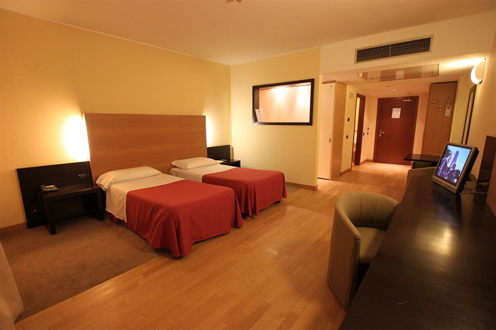 Golf Hotel Milano Opera Extérieur photo